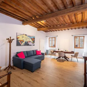 https://casa-bardi-san-gimignano.it-tuscanyhotel.com