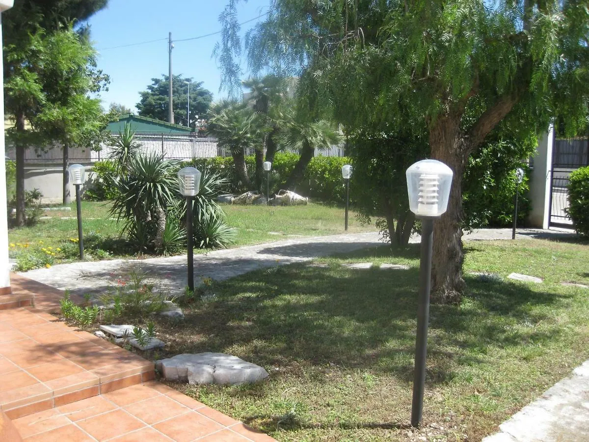 Bnb Villa Lucia Bari 2*,  Italie